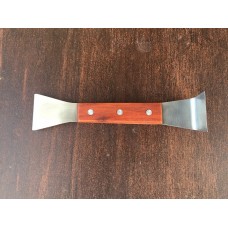 Dalta apicola cu  maner lemn